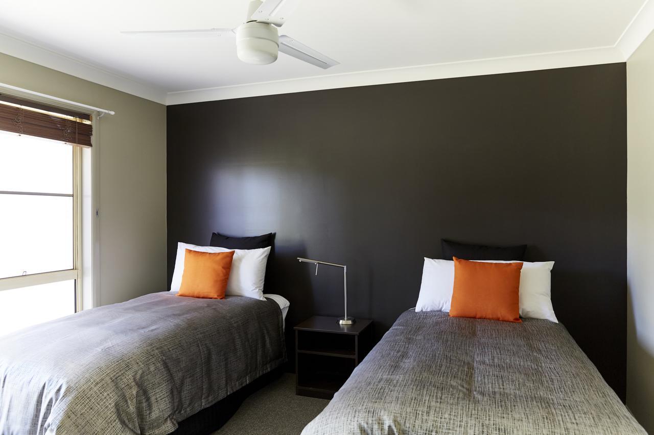 Aparthotel Ridgemill Estate Stanthorpe Esterno foto