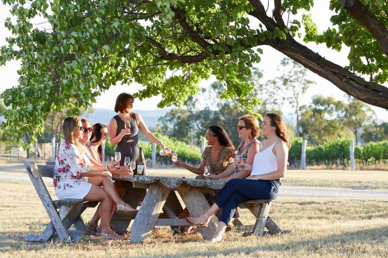 Aparthotel Ridgemill Estate Stanthorpe Esterno foto